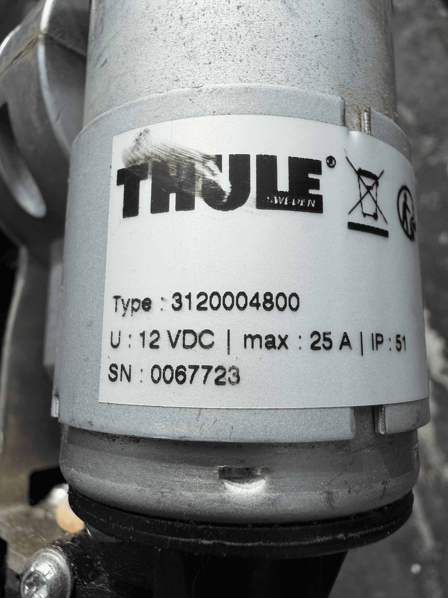 Thule Crown Omnistor 5200 12V DC drive motor and gearbox assembly