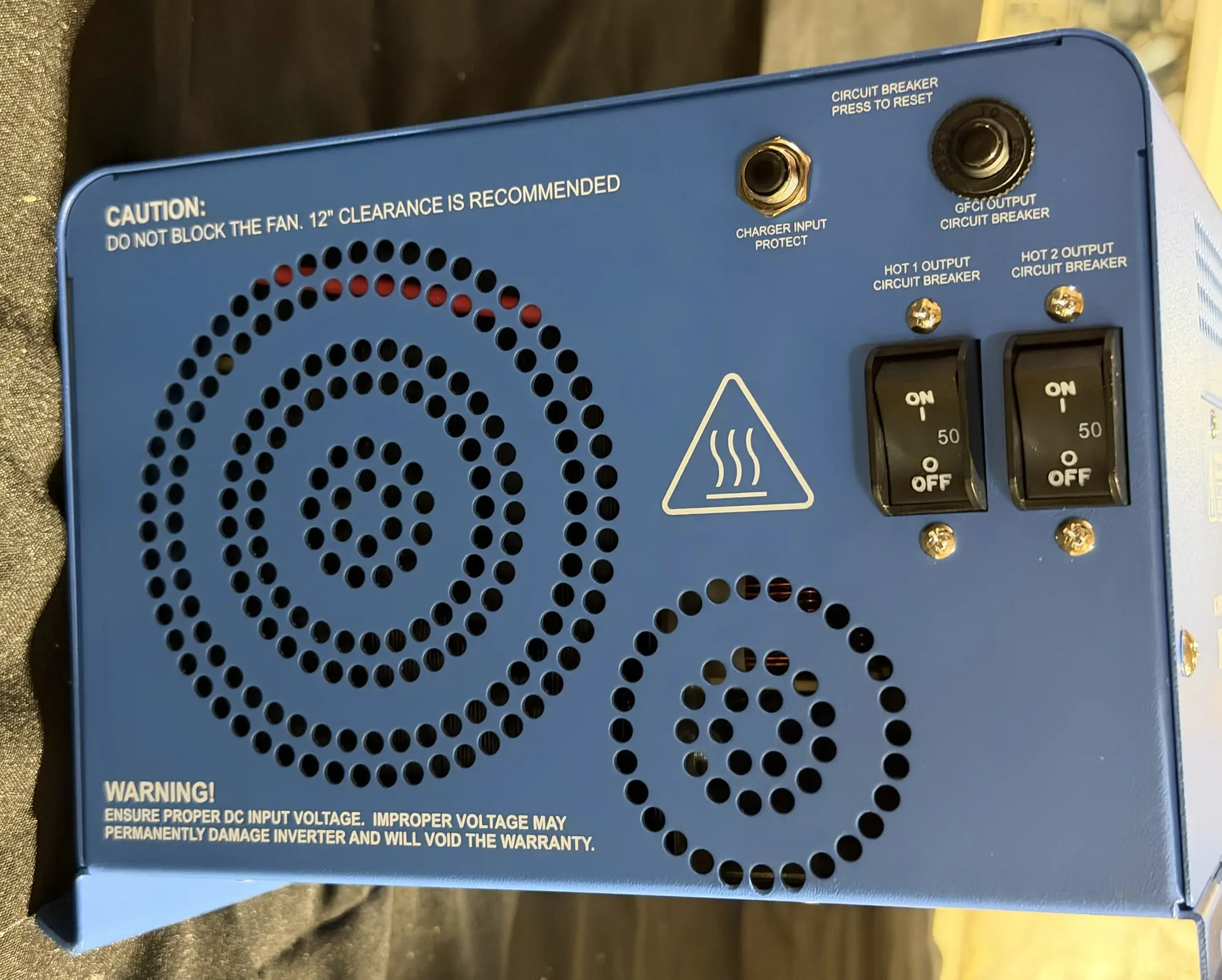 AIMS 3000W inverter charger 50A output circuit breakers and charger input protect