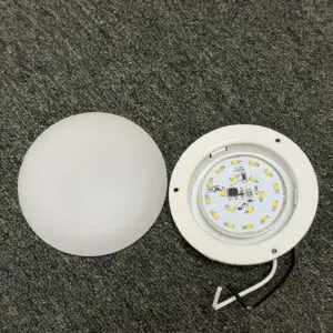 4W RV LED ceiling light PM-RV12V-PA4 with frosted lens removed showing 18 LEDs