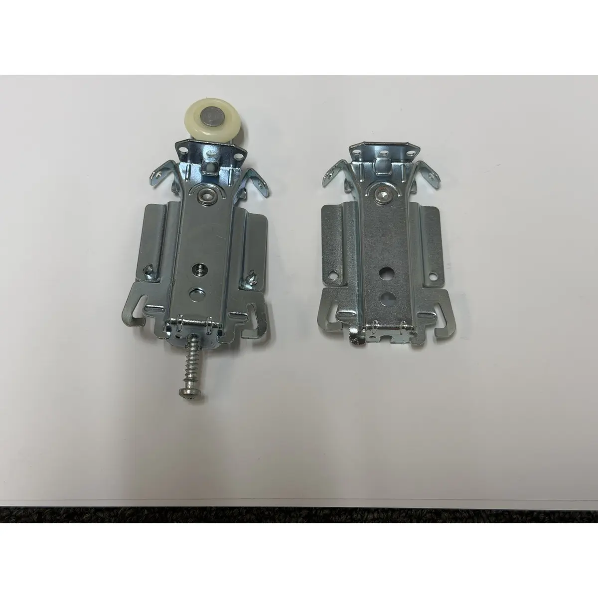 Bypass closet door top hanger roller set stamped SA 20121