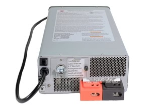 WFCO WF-5110RS 1000-watt pure sine wave inverter - Image 3